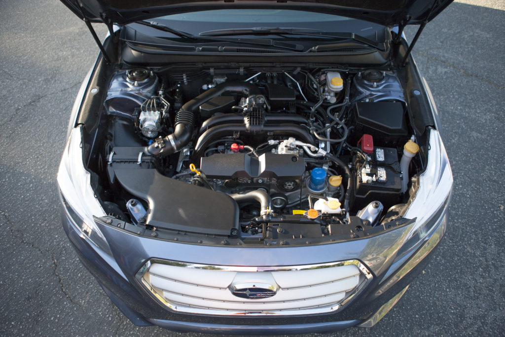 2016_Subaru_Legacy_int_28