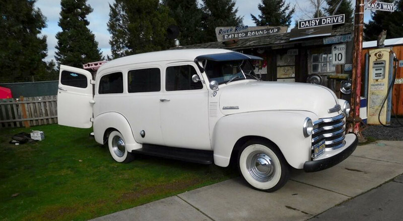 1952 Suburban