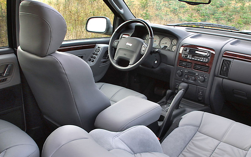 2003 Jeep Grand Cherokee Overland - media.fcanorthamerica.com 2003 Jeep Grand Cherokee Overland - media.fcanorthamerica.com