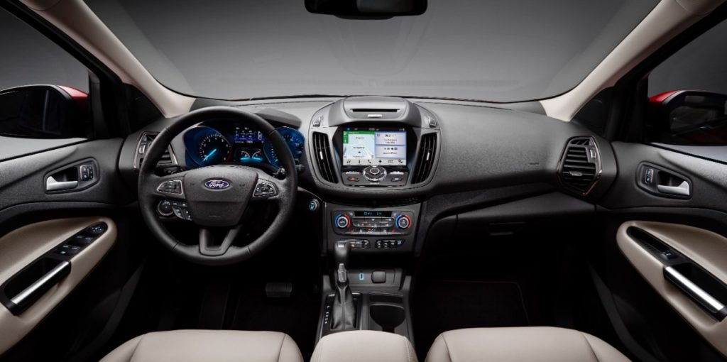 17FordEscape-Titanium_05_HR (1)
