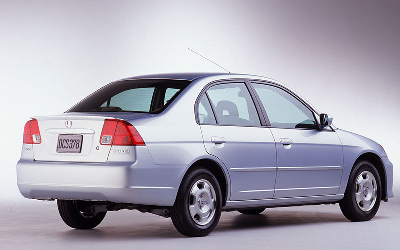 2003 Honda Civic Hybrid - hondanews.com