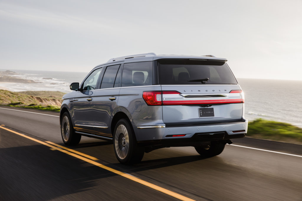 2018 Lincoln Navigator Rear