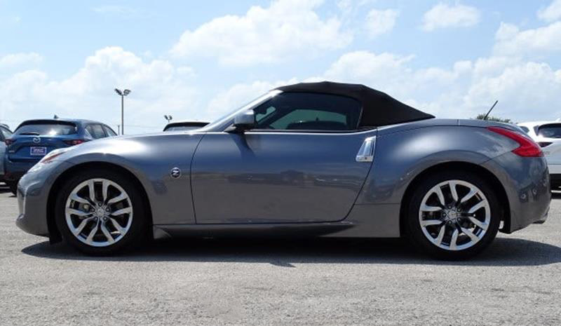 2014 Nissan 370Z convertible