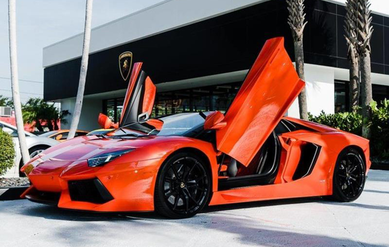 Lamborghini Aventador Supercar