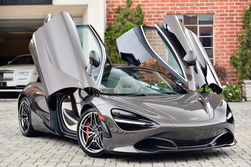 McLaren 720s Supercar