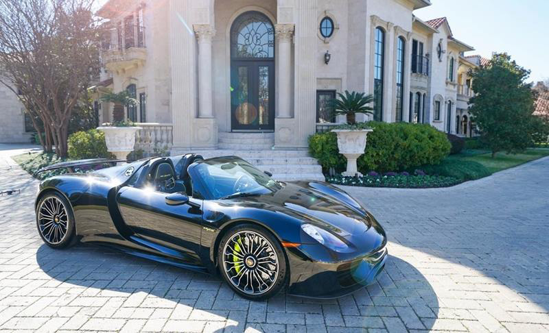 Porsche 918 Spyder Supercar