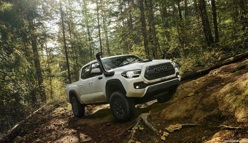 Toyota Tacoma off-roading with the Desert Air Intake attachment