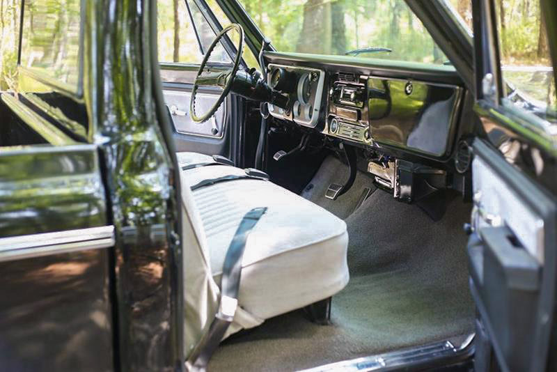 1972 Chevrolet C/K 10 interior