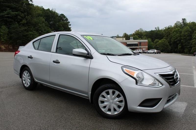 2019 Nissan Versa