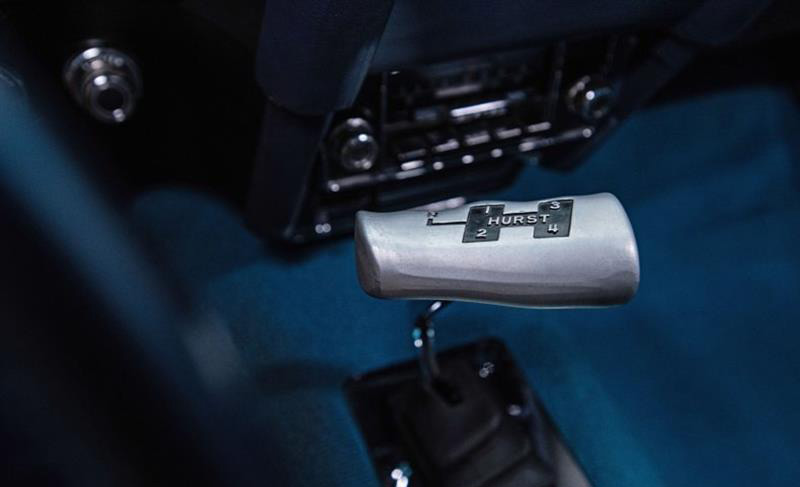 1970 Ford Mustang shifter