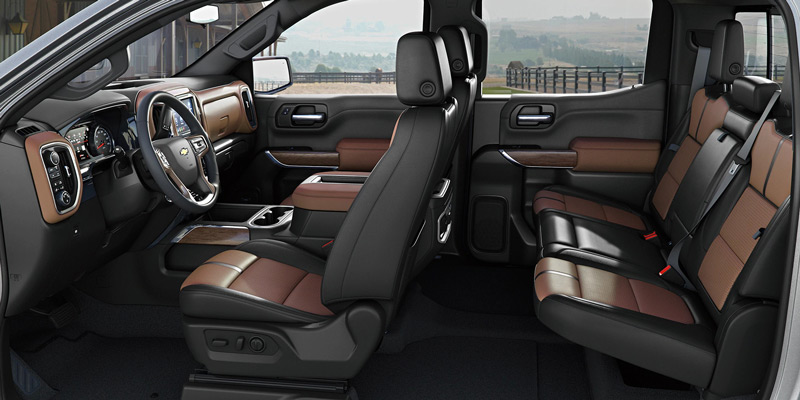 2020 Chevrolet Silverado High Country interior