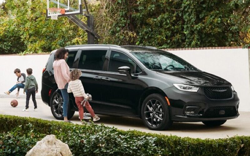 2021 Chrysler Pacifica - chrysler.com