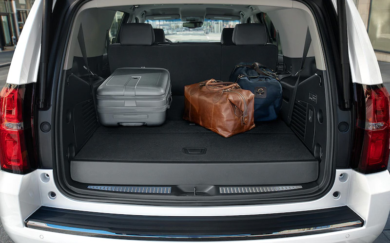 2020 Chevrolet Tahoe trunk - chevrolet.com