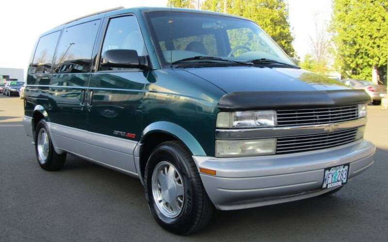 Retro Review: Chevy Astro Van 