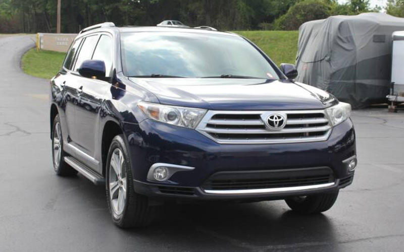 2012 Toyota Highlander- carsforsale.com