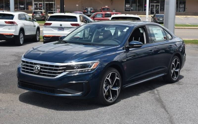 2020 Volkswagen Passat R-Line - vw.com