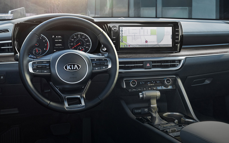 2021 Kia K5 dash - kia.com