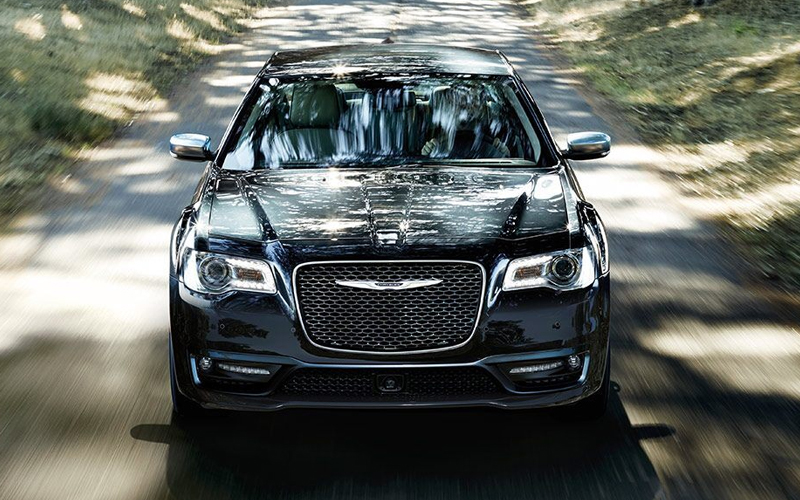 2020 Chrysler 300 - chrysler.com