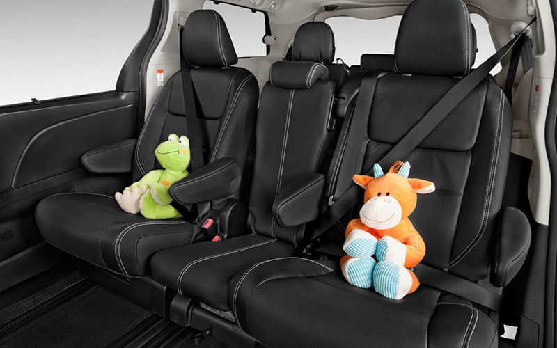 2015 Toyota Sienna rear seating - pressroom.toyota.com