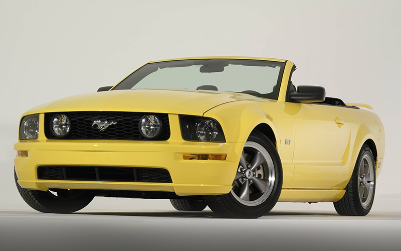 2005 Ford Mustang GT convertible - ford.com