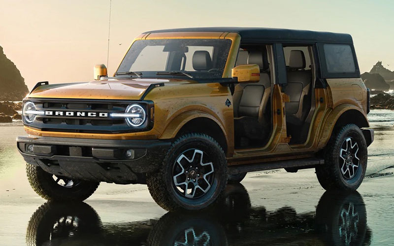 2021 Ford Bronco Outerbanks - ford.com