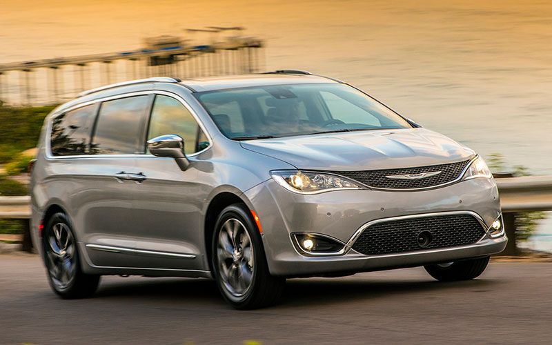 2018 Chrysler Pacifica Limited - media.fcanorthamerica.com
