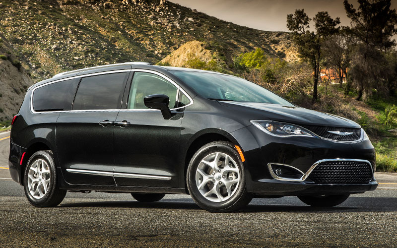 2018 Chrysler Pacifica Touring L Plus - media.fcanorthamerica.com