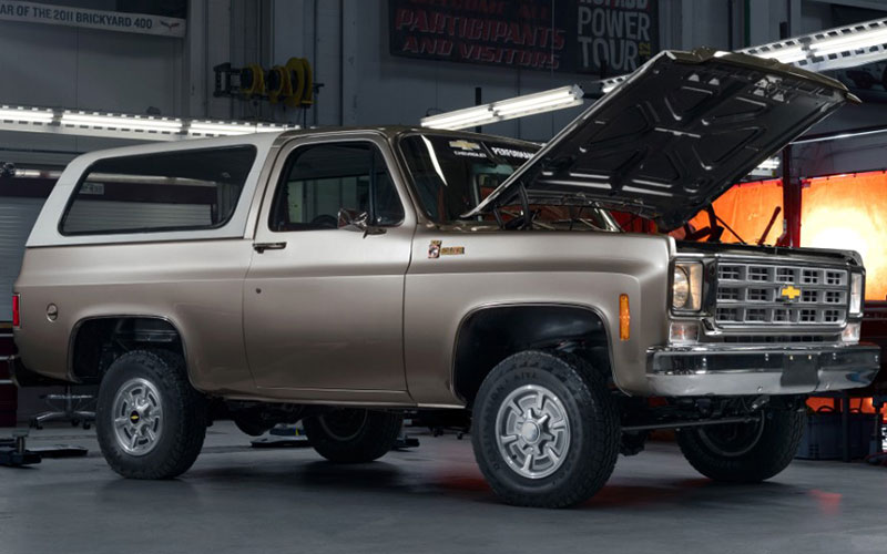 1977 Chevrolet K5 Blazer-E - media.chevrolet.com 1977 Chevrolet K5 Blazer-E - media.chevrolet.com