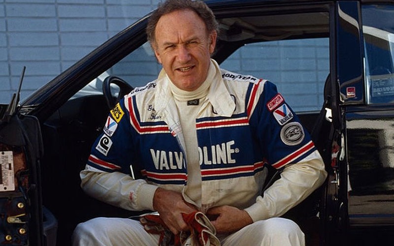 Gene Hackman geared up for a race - snaplap.net