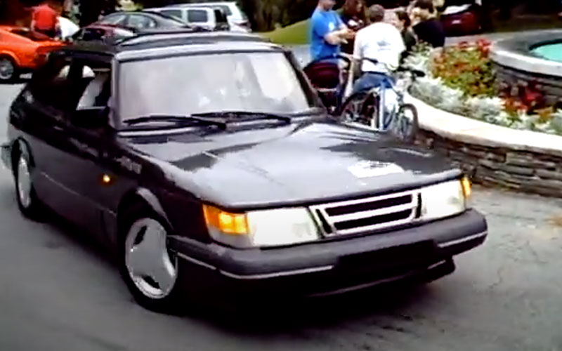 Peter Gilbert's 1989 Saab 900 - Larry Bowden on YouTube.com
