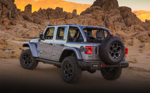 The 2021 Jeep Wrangler Reminds Us That It’s King of the Mountain