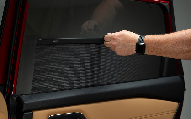 2021 Nissan Rogue Pull-Up Sunshades - usa.nissannews.com