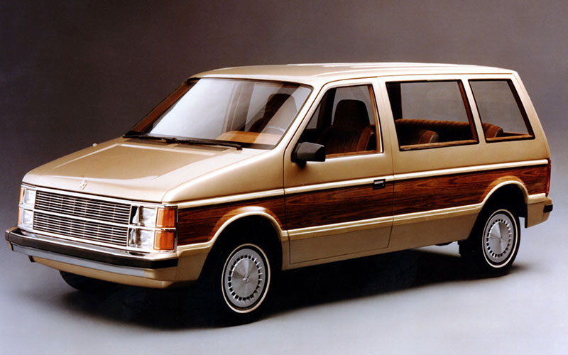 1984 Dodge Caravan - media.stellantisnorthamerica.com