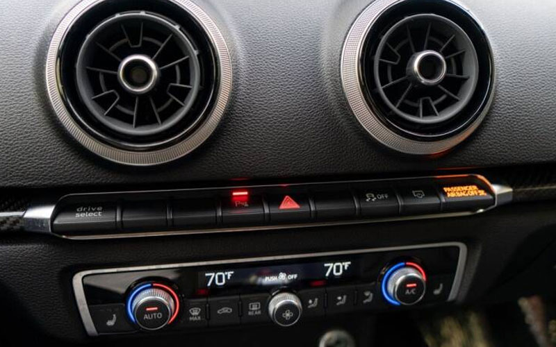 Audi illuminated passenger airbag indicator - carsforsale.com