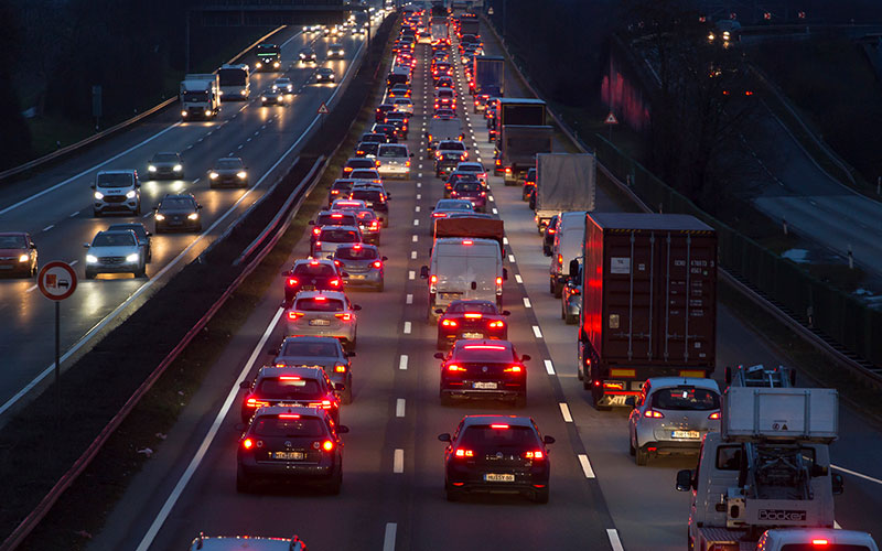 Multiple vehicles with brake lights on