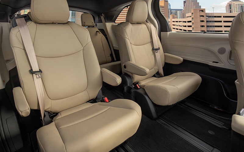 2021 Toyota SIenna - pressroom.toyota.com
