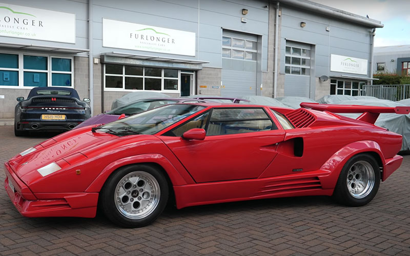 Lamborghini Countach 25th Anniversary - Seen Through Glass on YouTube.com