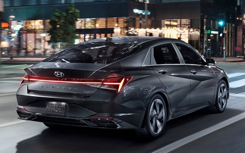 2021 Hyundai Elantra Limited - hyundaiusa.com