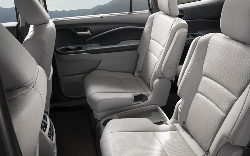 2021 Honda Pilot interior - automobiles.honda.com