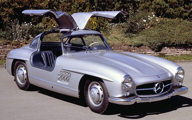 1954 Mercedes-Benz 300SL "Gullwing" - media.mbusa.com