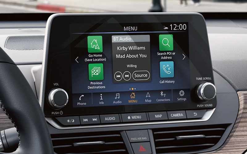 2021 Nissan Altima infotainment - nissanusa.com