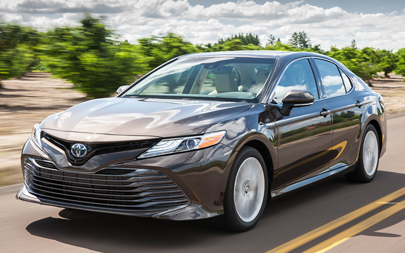 2020 Toyota Camry XLE Hybrid - pressroom.toyota.com