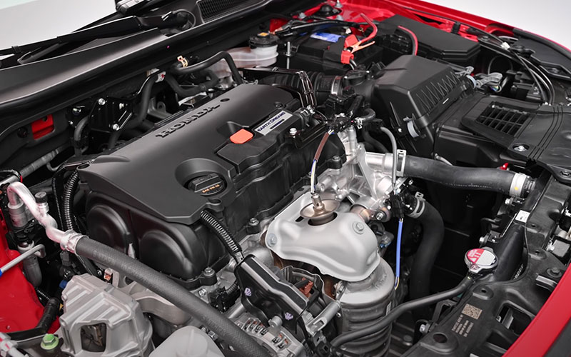 2022 Honda Civic 2.0L I4 - Motor1 on YouTube.com