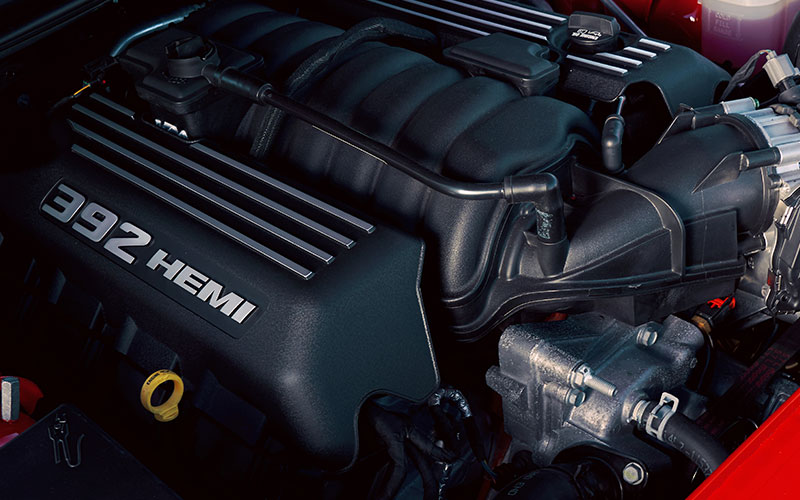 2021 Dodge Challenger Hemi V8 - media.stellantisnorthamerica.com