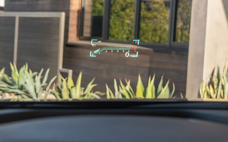 2021 Buick Envision Heads Up Display - media.buick.com