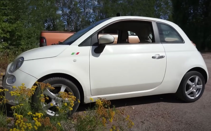 2007 Fiat 500 - sonantti on YouTube.com