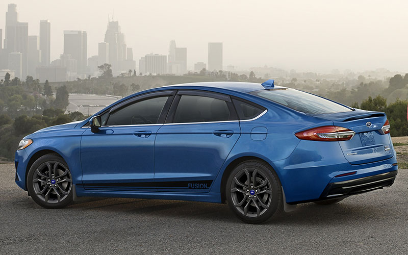 2020 Ford Fusion SE - ford.com