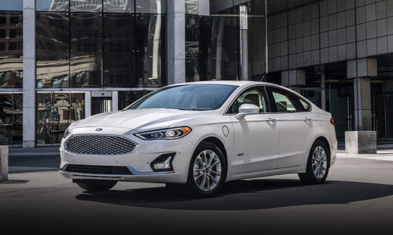 2020 Ford Fusion Review