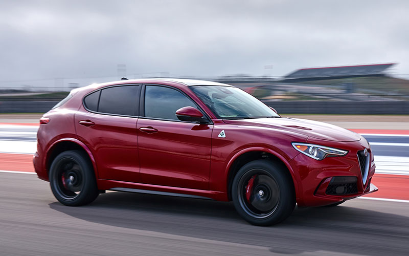 2018 Alfa Romeo Stelvio Quadrifoglio - media.stellantisnorthamerica.com