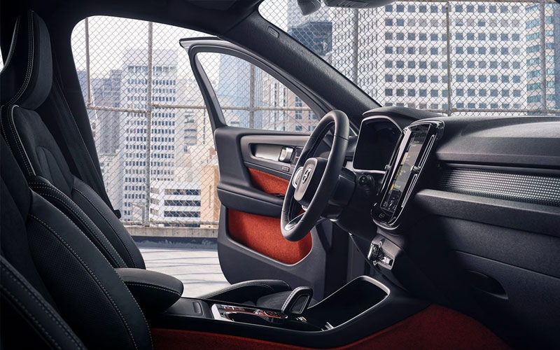 2021 Volvo XC40 interior - volvocars.com